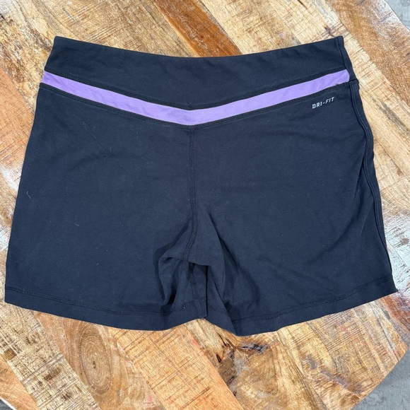 Nike Women's Black Athletic Bike Shorts with Purple Accent - Picture 2 of 5